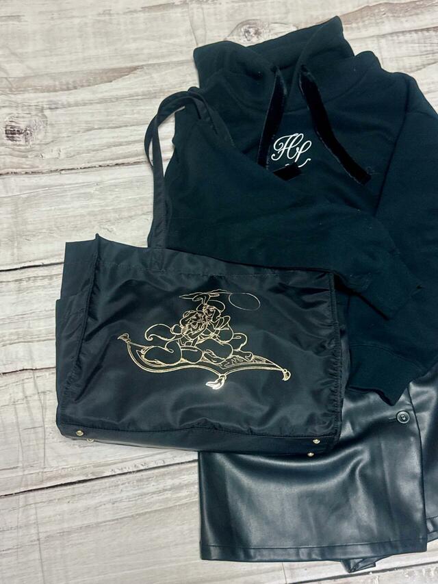 オールブラックコーデでカッコよく♪