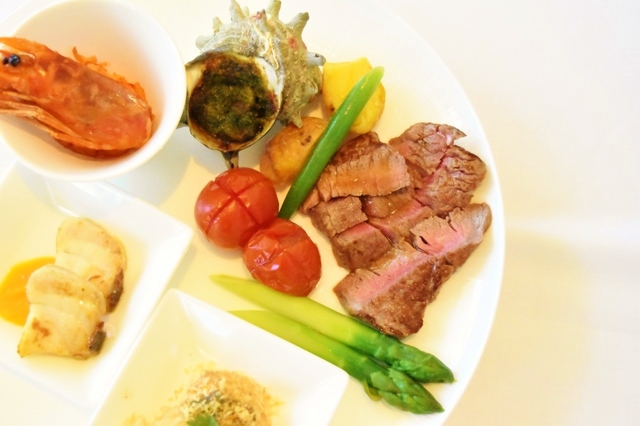 地元の食材を生かしたグリルも美味しい