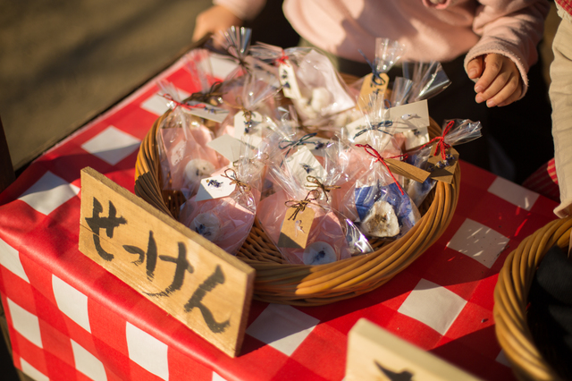 茶々保育園でのマルシェの様子。茶々むさしこすぎ保育園では、武蔵小杉にある3園合同で開催しました