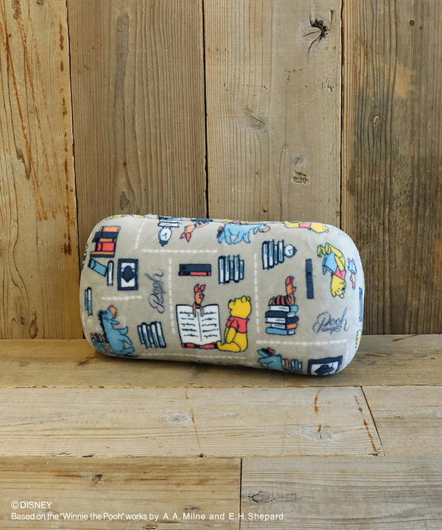 低反発ボルスタークッション（￥1500）