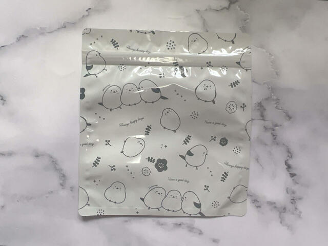 シックなグレーなので大人も持ちやすい！