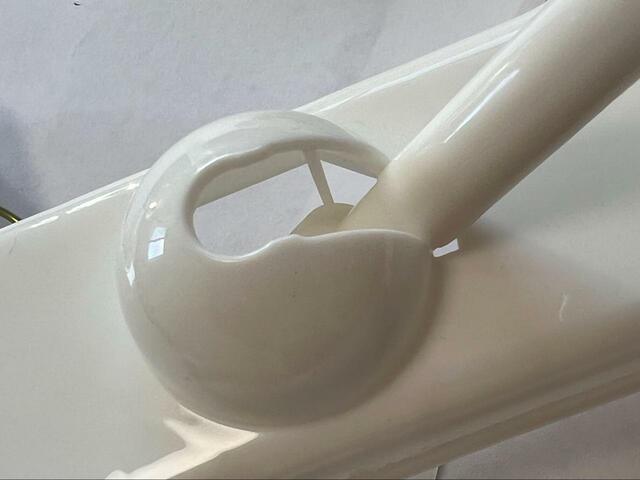 【ダイソー 伸縮ズボンピンチハンガー】使用する時は上までしっかりあげる