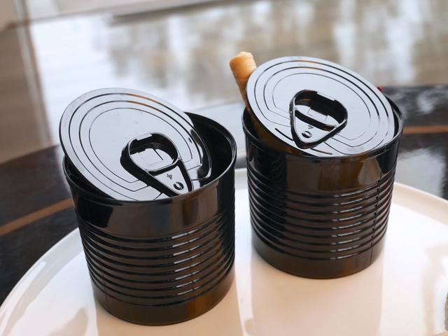 トリック オア トリート缶