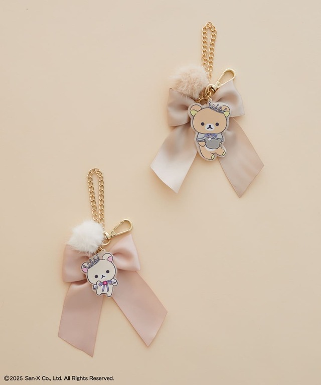 【Maison de FLEUR×リラックマ】「リラックマ　リボンチャーム」カラー：Pink/Beige　価格：各3,700円【Maison de FLEUR×リラックマ】「リラックマ　リボンチャーム」カラー：Pink/Beige　価格：各3,700円