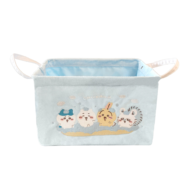 CWマルチケース　2,970円（税込）　さまざまな⽤途にお使いいただけるマルチケース。