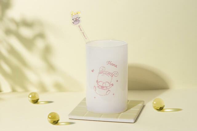 カラーストレートグラス 2,200円、アクリルマドラー 770円