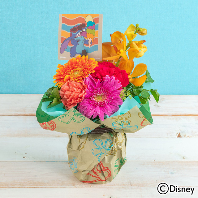 ディズニーそのまま飾れるブーケ「南国バケーション」4,950円｜日比谷花壇『リロ&スティッチ』フラワーギフト