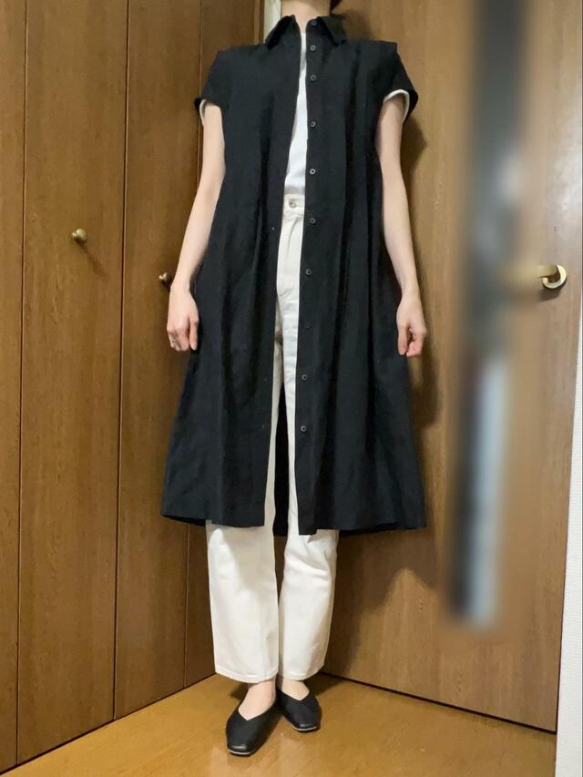 【UNIQLO リネンブレンドシャツワンピース】フロントボタンを開けて羽織として着用