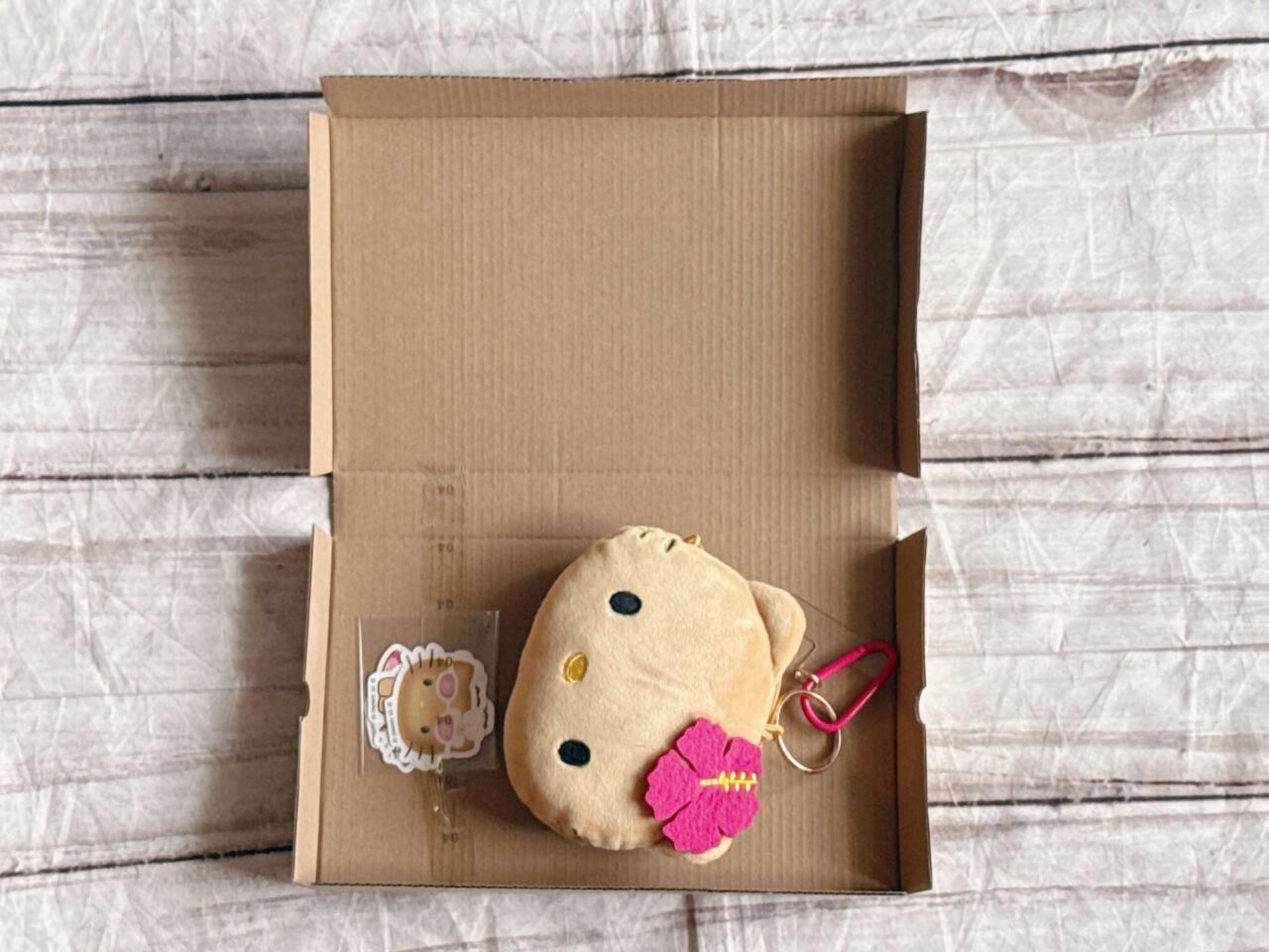 大人かわいいハローキティ付録でたよ！ぬいぐるみポーチチャーム