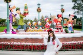 シンデレラ城前プラザのフォトロケーション｜東京ディズニーランド「ディズニー・クリスマス」2018年