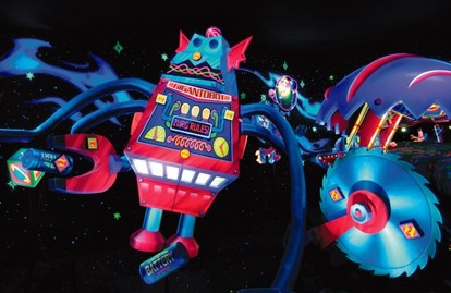 バズ・ライトイヤーのアストロブラスター」高得点のコツ！攻略＆体験