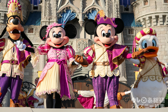 マジック・キングダム「ミッキーのロイヤル・フレンドシップ・フェア」