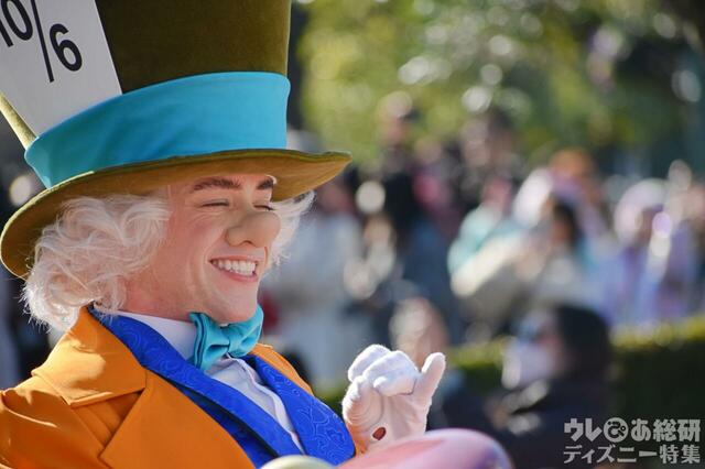 東京ディズニーランド「イッツ・ア・スウィーツフルタイム!」の模様:「ディズニー・パルパルーザ」第3弾「ヴァネロペのスウィーツ・ポップ・ワールド」