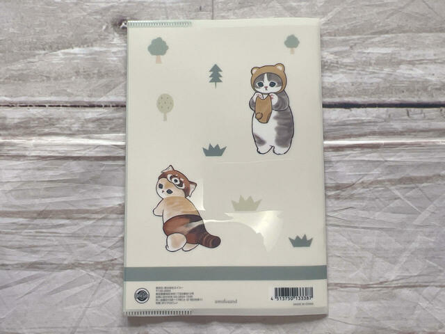 裏表紙にもイラスト入り!