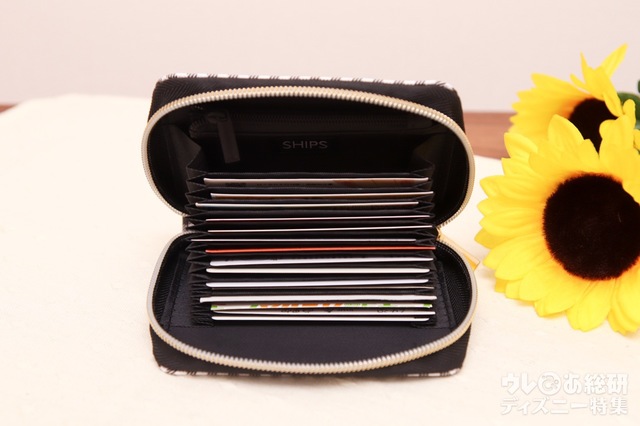 『sweet 2021年9月号』特別付録「SHIPS ミッキーデザインのじゃばらカードケース」