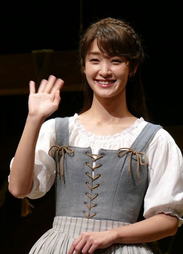 剛力彩芽、稲垣吾郎 ／ 写真＝内田 涼