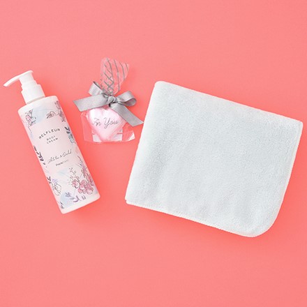 リルフルールボディクリーム／フラフィーフェイスタオル／ハートバスフィズ【Uber Eats価格】3,000円