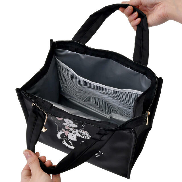 ミニー 保冷バッグ チャーム付き デイリーライフ Cool Tote 1,700円