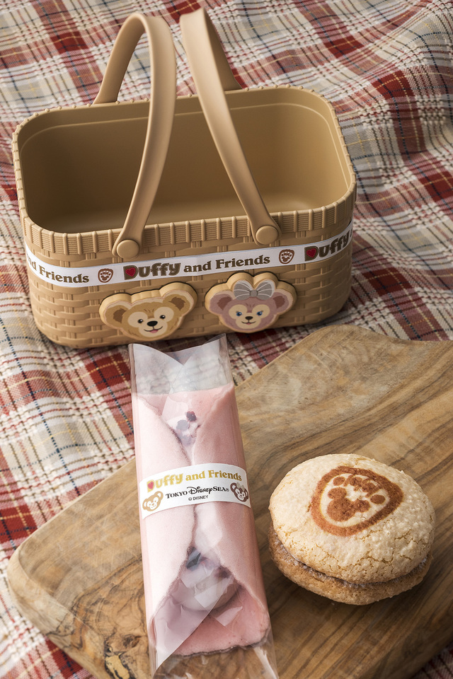 オムレットロール&ダックワーズ、スーベニアケース付き【販売店舗】ケープコッド・コンフェクション1,000 円