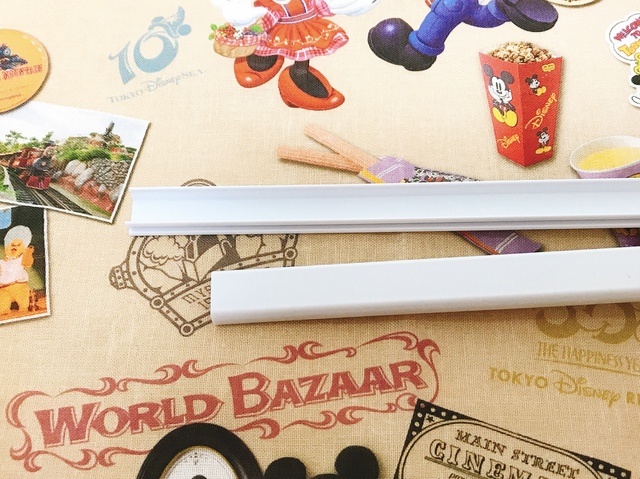 コードをカバーする「モール」1m100円程度