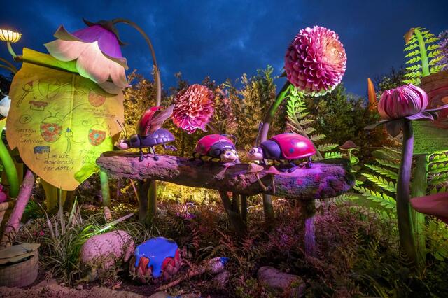 東京ディズニーシー「ファンタジースプリングス」内「フェアリー・ティンカーベルのビジーバギー」