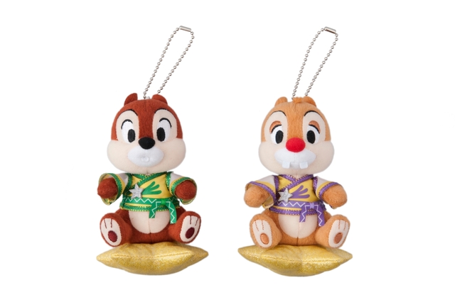 ぬいぐるみバッジ 2,800円｜高さ約12.5cm｜東京ディズニーリゾート「ディズニー七夕デイズ」｜東京ディズニーランド「グランドエンポーリアム」、東京ディズニーシー「エンポーリオ」