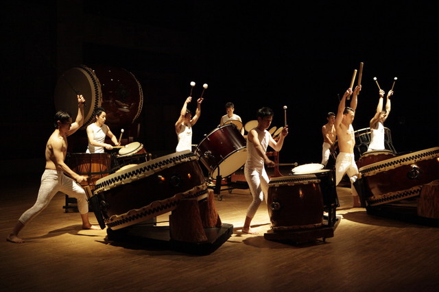 螺旋　パルテノン多摩公演　撮影：岡本隆史