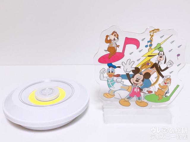 タッチライト・スタンドを使用（100円ショップ）