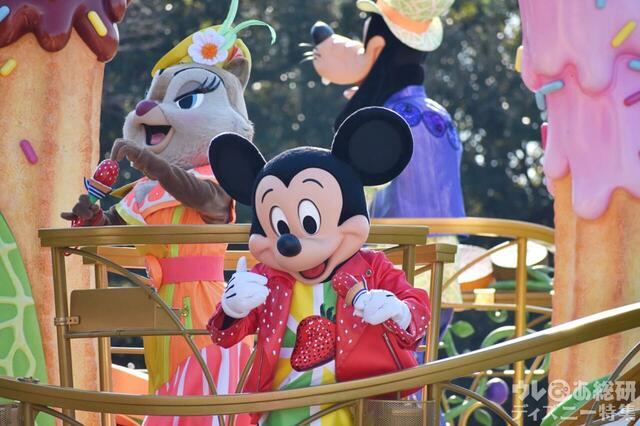 東京ディズニーランド「イッツ・ア・スウィーツフルタイム！」の模様：「ディズニー・パルパルーザ」第3弾「ヴァネロペのスウィーツ・ポップ・ワールド」