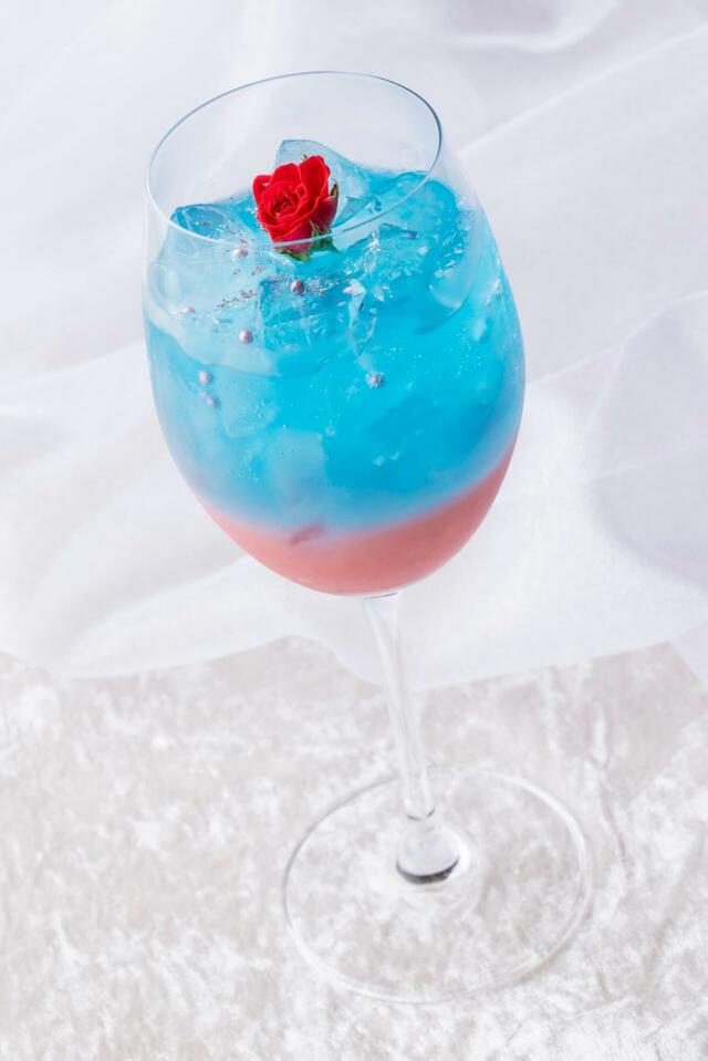 ディズニー・パルパルーザ“ミニーのファンダーランド”スペシャルドリンク|ディズニーアンバサダーホテル「エンパイア・グリル」