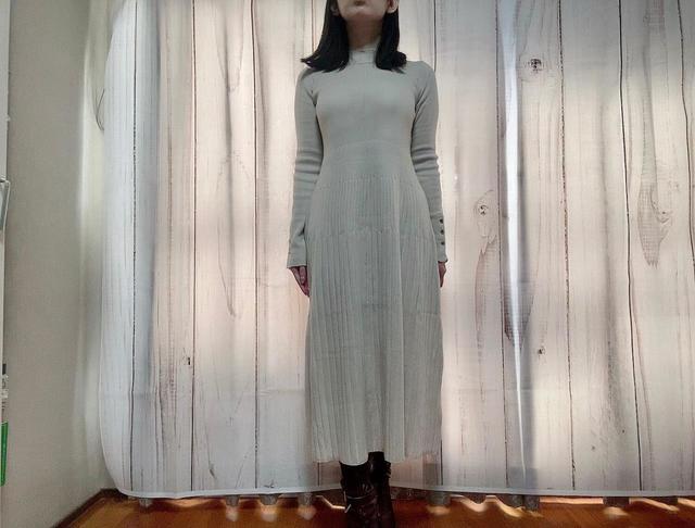 【GU（ジーユー）】リブニットワンピース（長袖）Z+E／ナチュラルSサイズ着用