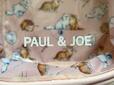 フロントにはホワイトの「PAUL&JOE」のロゴ入り