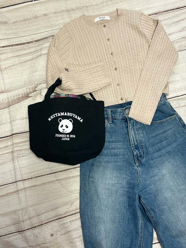 チェックの巾着とセットで使うときは、洋服を無地にすると◎