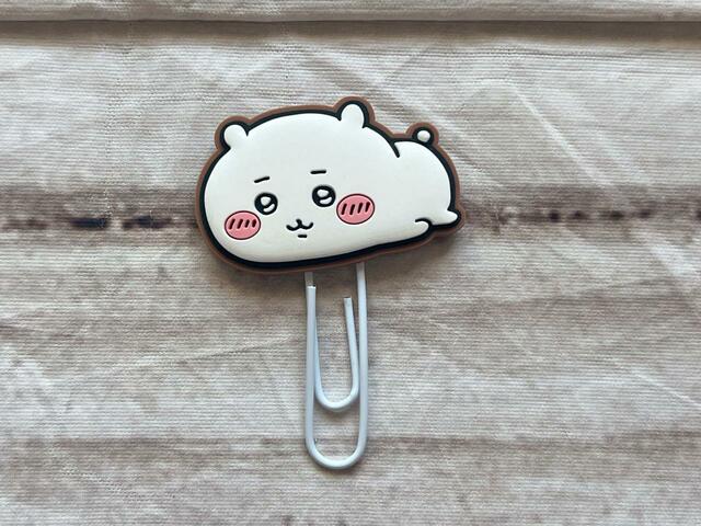 だららんと寝そべっているちいかわがかわいい♪