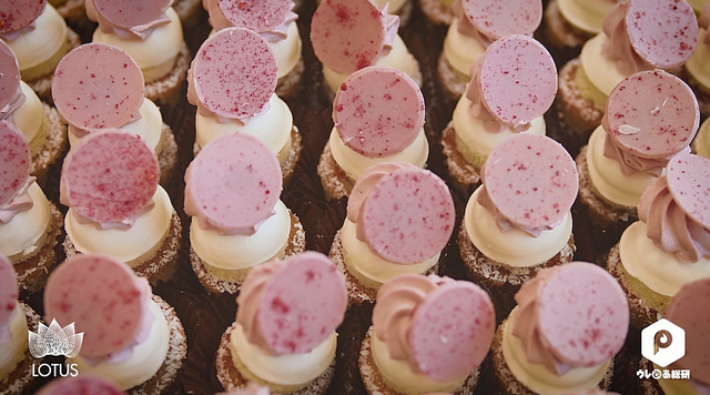 ルビーチョコレート使用の新商品