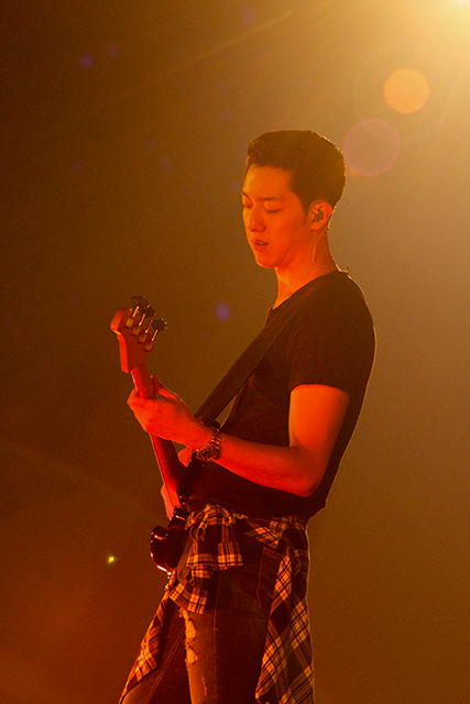 ジョンシン 『CNBLUE 2014 ARENA TOUR “WAVE”』