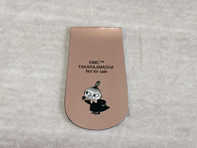 背面はリトルミイのイラストプリント入り！