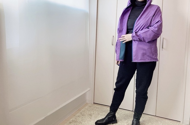 【ワークマン レディース高撥水シェルジャケット(エンボスタイプ)】女性のLLなのでそこまで大きすぎない