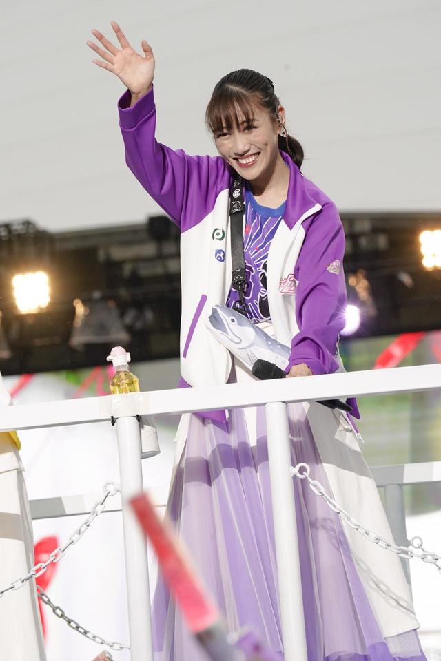 ももいろクローバーZ「ももクロ 春の一大事2022 ~笑顔のチカラ つなげるオモイ in 楢葉・広野・浪江 三町合同大会~」 撮影:上飯坂一