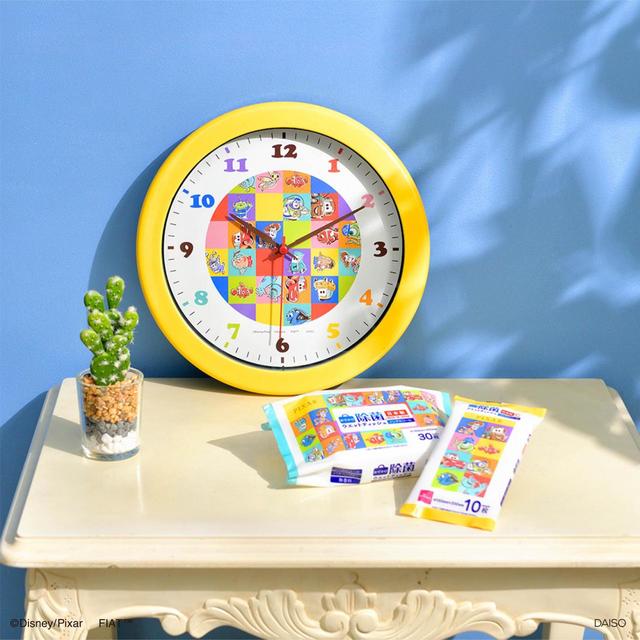 「ピクサー」掛け時計／税込550円（サイズ：直径24.8cm）