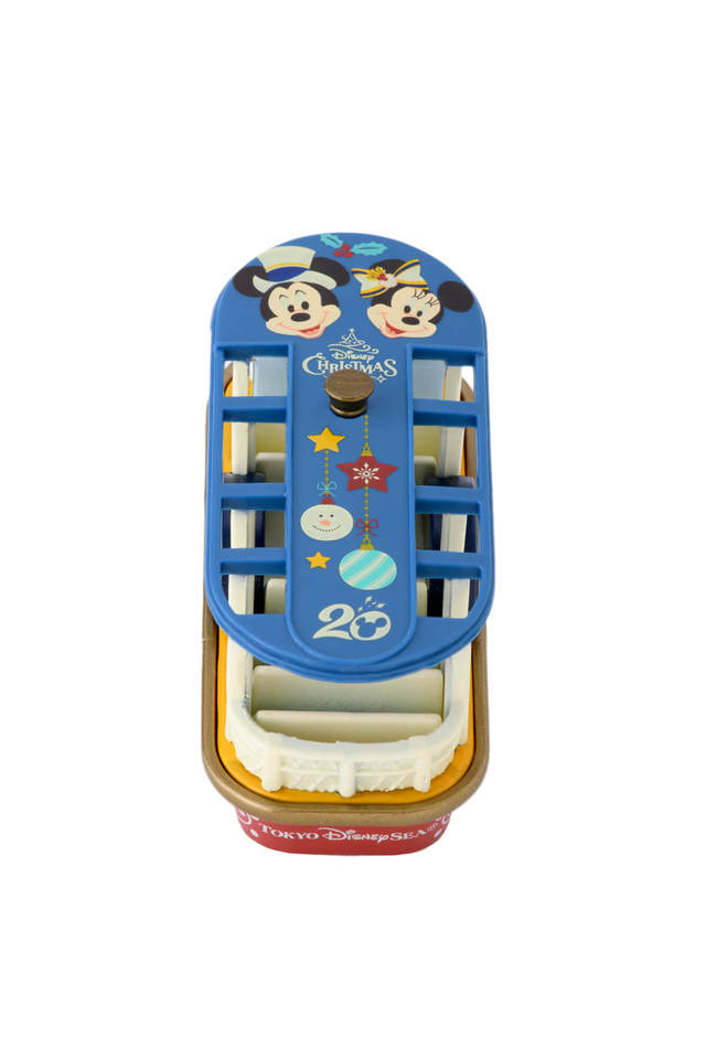 ディズニー・ビークル・コレクション〈トミカ〉｜1,300円｜縦約8×横約3×高さ3cm