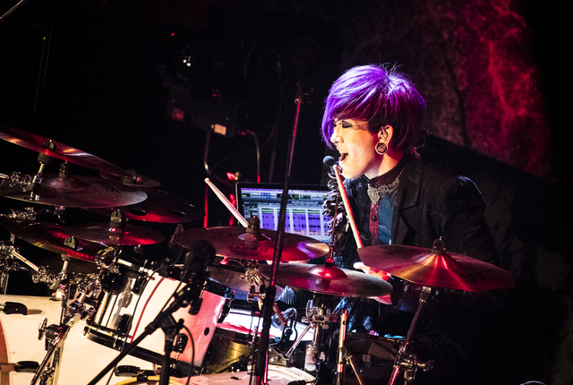 アルルカン・堕門（Dr）　（撮影・アナスタシア）