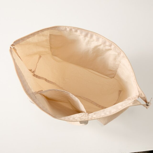 旅行にも便利なファスナー付きポケッタブルエコバッグ（選べるキャラクター）｜￥ 2,990 （税込）