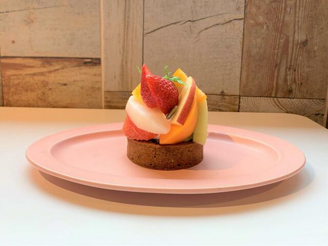 「旬のフルーツタルト」どこを撮っても美しい