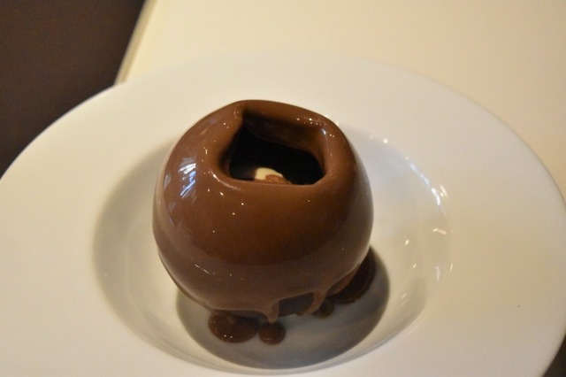 パカーッと開いてトロ～ン