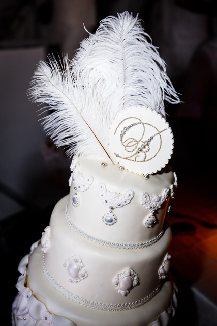 超優雅な“白”で統一されたパーティー「ディネ・アン・ブラン」