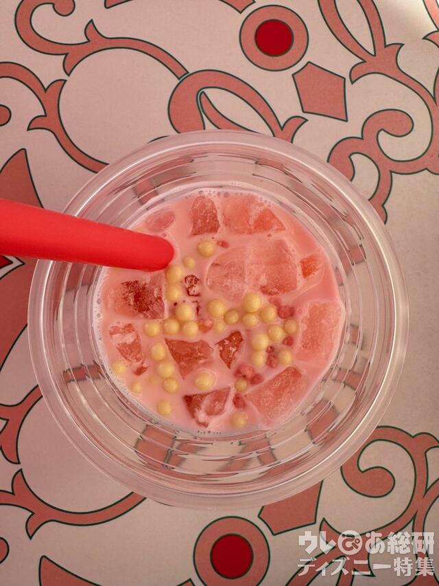 ストロベリーミルク(600円)