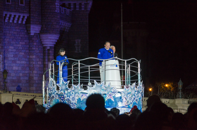 セレモニーの様子(上西社長)|TDLサンクスデー2016