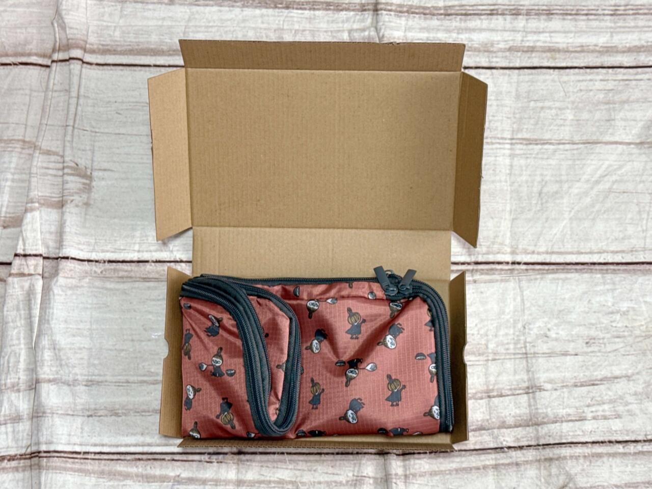 ムーミン付録】リトルミイがかわいい！閉めるだけでスリムになる「衣類