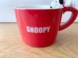 【ニトリ【デコホーム商品】フィギュア付きマグ(スヌーピーSPY-701)】大きなスヌーピーのロゴ